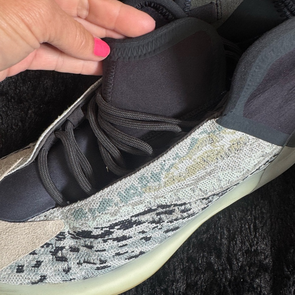 adidas Yeezy QNTM Teal Blue Men's size 11 - Picture 2 of 6